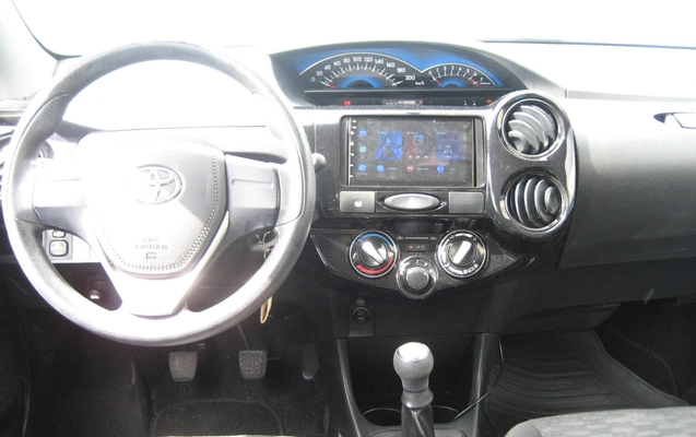 imagem-https://www.socarrao.com.br/sc-vehicle-images-prod/934384/1773688652087-SU1HXzE3OTYuSlBH.JPG