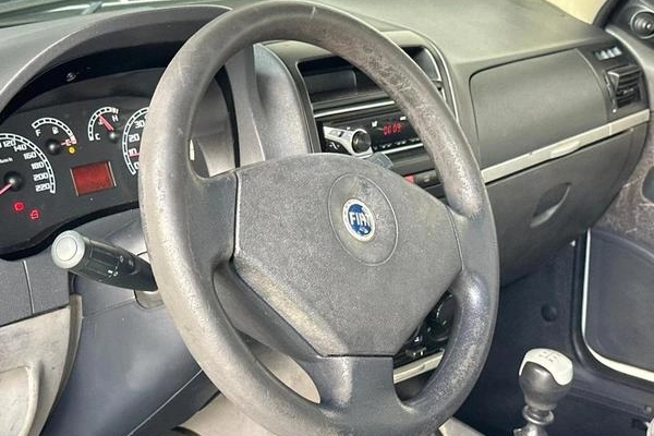 imagem-https://www.socarrao.com.br/sc-vehicle-images-prod/934672/1788197332846-7663301_11_B_0618a435c2.jpeg