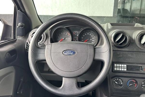 imagem-https://www.socarrao.com.br/sc-vehicle-images-prod/934708/1788189335589-7442503_13_B_3317c6eb50.jpeg