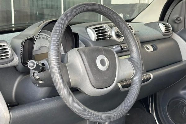 imagem-https://www.socarrao.com.br/sc-vehicle-images-prod/934714/1787237653228-7573710_10_B_8c18fcc968.jpeg