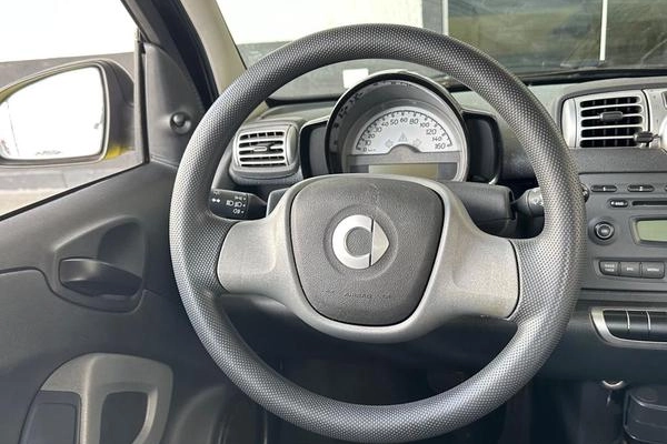 imagem-https://www.socarrao.com.br/sc-vehicle-images-prod/934714/1787237653233-7573710_14_B_80c7cc2b98.jpeg