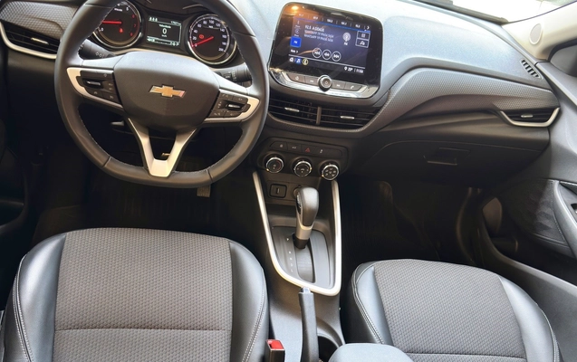 imagem-https://www.socarrao.com.br/sc-vehicle-images-prod/934735/1773687051159-8_032746.jpg