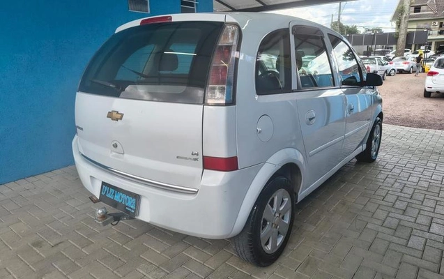 imagem-https://www.socarrao.com.br/sc-vehicle-images-prod/934785/1781710139626-7892410_9_B_ce81255946.jpeg