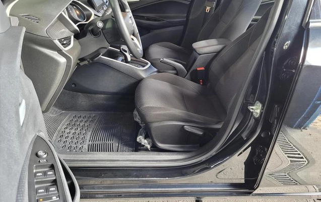 imagem-https://www.socarrao.com.br/sc-vehicle-images-prod/934906/1789415788474-7786566_16_B_c2b517aead.jpeg