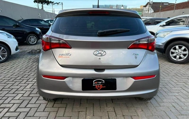imagem-https://www.socarrao.com.br/sc-vehicle-images-prod/934955/1789664716291-7859923_9_B_0589a5f280.jpeg