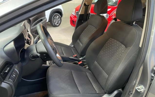 imagem-https://www.socarrao.com.br/sc-vehicle-images-prod/934961/1773690456490-6sTeUQ10GAARn296t5iTk7eNmET8DONv.jpg