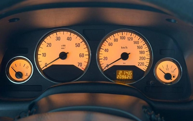 imagem-https://www.socarrao.com.br/sc-vehicle-images-prod/935052/1773766059948-7900891_12_B_971e5f5ba0.jpeg