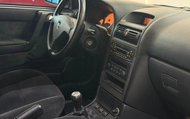imagem-https://www.socarrao.com.br/sc-vehicle-images-prod/935052/1773766059983-7900891_17_B_3e3598931b.jpeg