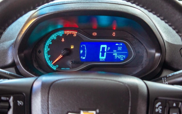 imagem-https://www.socarrao.com.br/sc-vehicle-images-prod/935053/1773691792046-tsjJj4hI1eDdEbbBYxAaKY9hWX6ubVRZ.jpg