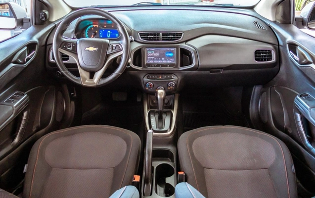 imagem-https://www.socarrao.com.br/sc-vehicle-images-prod/935053/1773691792047-miNg5GbiZYXhgWPzm29vyY6pzvJ9IE5I.jpg