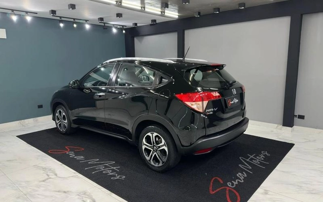 imagem-https://www.socarrao.com.br/sc-vehicle-images-prod/935129/1789663155847-7893587_15_B_4d9bff0a5a.jpeg