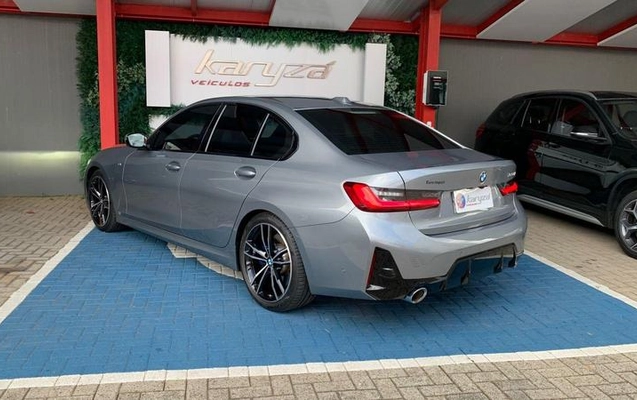 imagem-https://www.socarrao.com.br/sc-vehicle-images-prod/935241/1789650448164-7901046_11_B_a2830b436a.jpeg