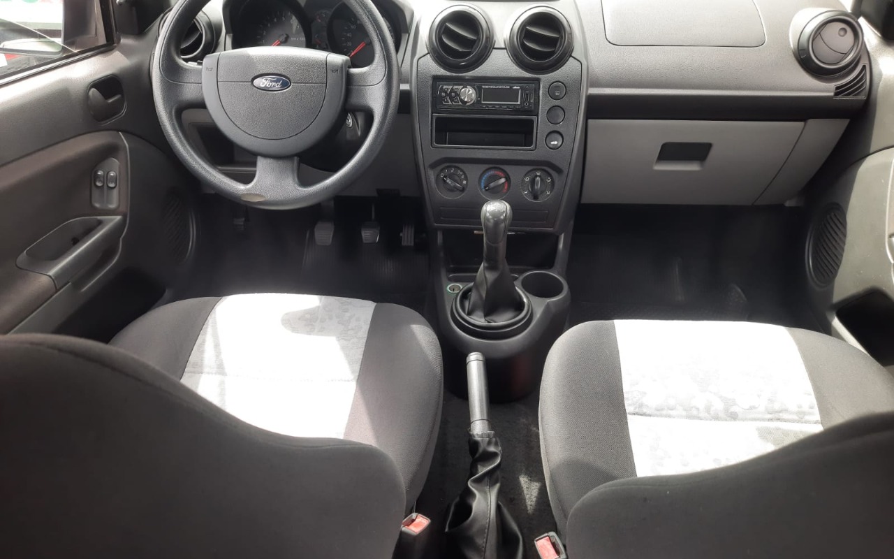 imagem-https://www.socarrao.com.br/sc-vehicle-images-prod/935324/1773694590892-SU1HLTIwMjYwMzE2LVdBMDAxOS5qcGc.jpg