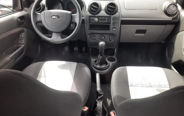 imagem-https://www.socarrao.com.br/sc-vehicle-images-prod/935324/1773694590892-SU1HLTIwMjYwMzE2LVdBMDAxOS5qcGc.jpg