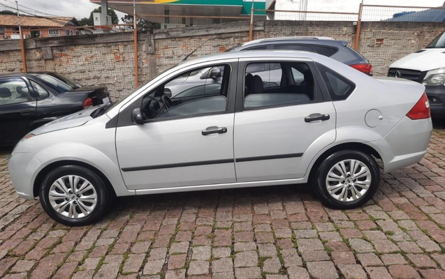 imagem-https://www.socarrao.com.br/sc-vehicle-images-prod/935324/1773694591982-SU1HLTIwMjYwMzE2LVdBMDAyMy5qcGc.jpg