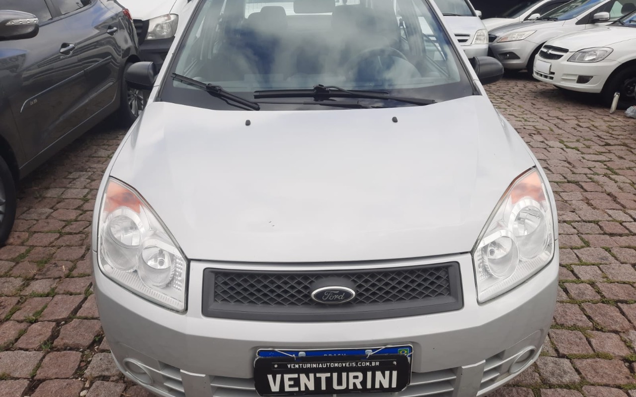 imagem-https://www.socarrao.com.br/sc-vehicle-images-prod/935324/1773694592115-SU1HLTIwMjYwMzE2LVdBMDAxMy5qcGc.jpg