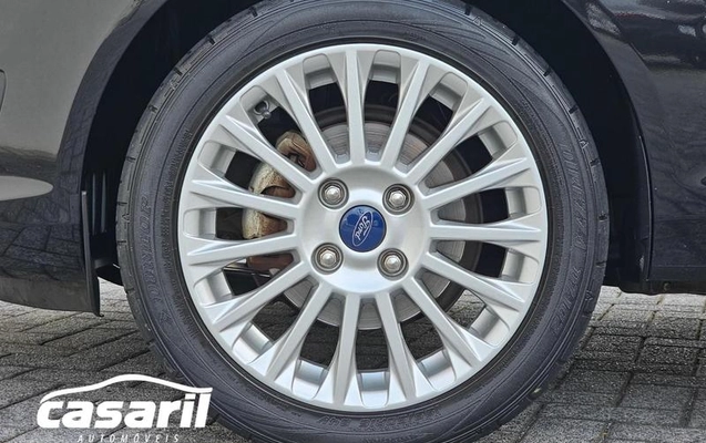 imagem-https://www.socarrao.com.br/sc-vehicle-images-prod/935402/1787250560121-7881767_15_B_ce5c70a291.jpeg