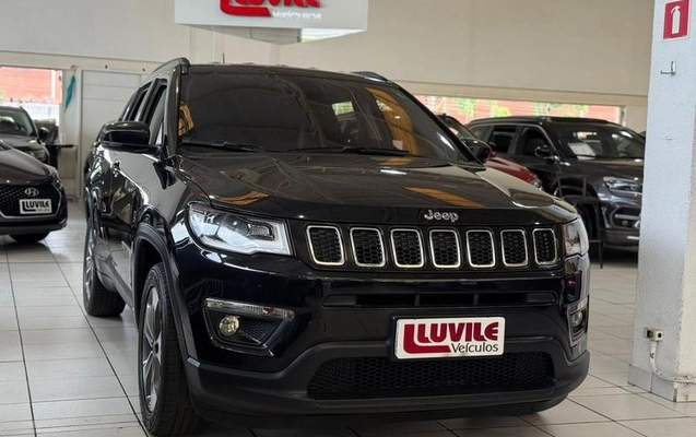 imagem-https://www.socarrao.com.br/sc-vehicle-images-prod/935548/1781027948348-7749366_0_B_a6d1a64350.jpeg