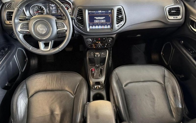 imagem-https://www.socarrao.com.br/sc-vehicle-images-prod/935548/1781027948349-7749366_7_B_3f06bb0c84.jpeg