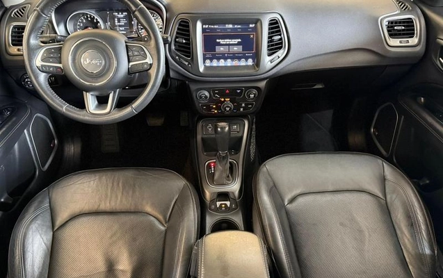 imagem-https://www.socarrao.com.br/sc-vehicle-images-prod/935548/1781027948349-7749366_7_B_e491c1ce09.jpeg
