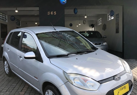 Ford Fiesta 2012 Cinza — foto 1 de 3