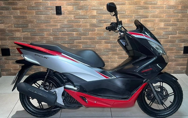 imagem-https://www.socarrao.com.br/sc-vehicle-images-prod/936498/1786727305508-f05f469c01724d93b5717ad3e5111580_1774379436390.jpeg