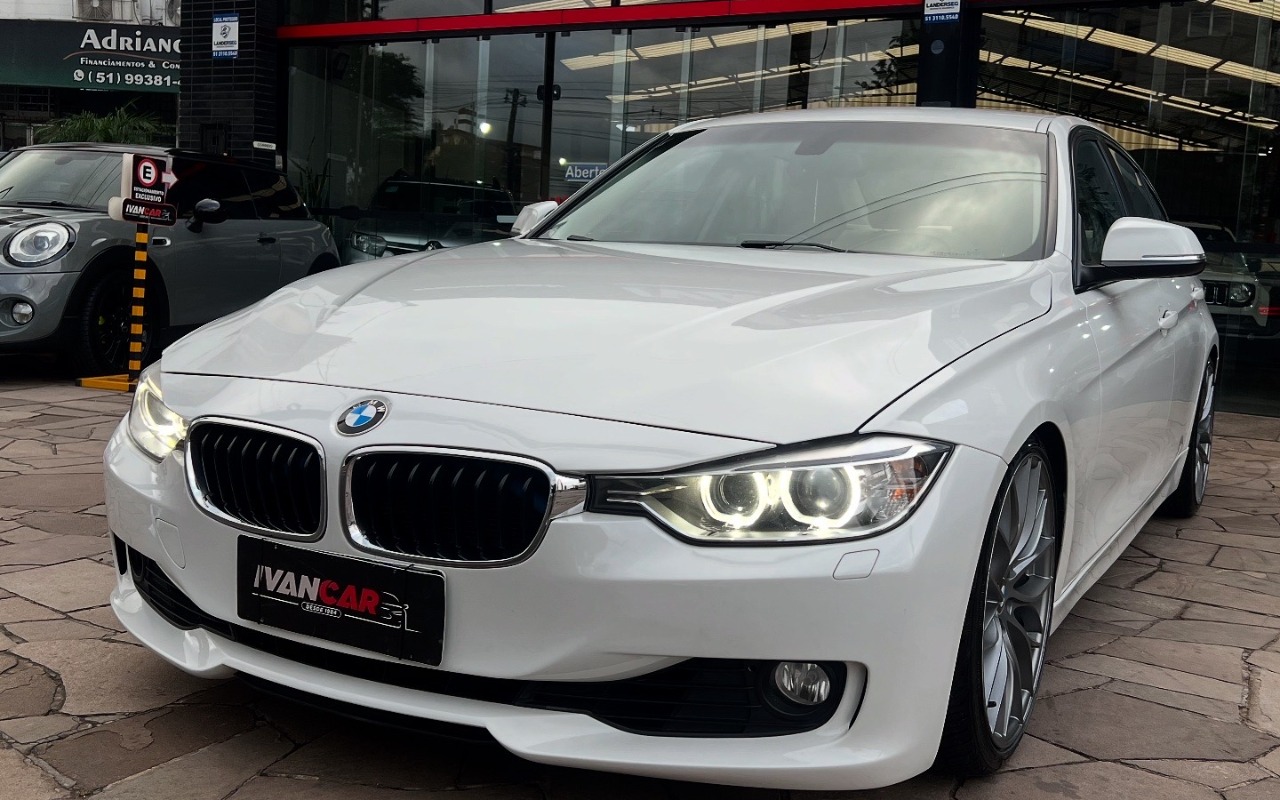 imagem-https://www.socarrao.com.br/sc-vehicle-images-prod/936507/1773750594954-ODlGNUI1NkEtQzg5Qi00NjZBLTkzNTAtMTkxQTQ5NUZDRDY1LkpQRw.JPG