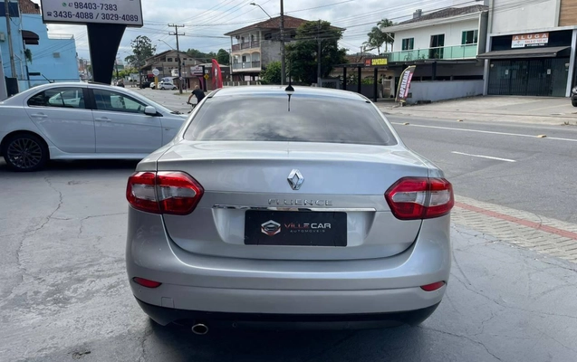 imagem-https://www.socarrao.com.br/sc-vehicle-images-prod/936674/1773752349342-c2d000aa0c3b4422b3fa815d533baf60_1773751878883.jpeg