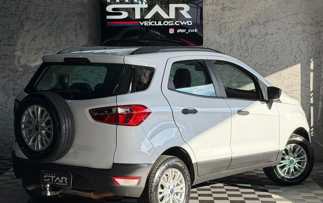 imagem-https://www.socarrao.com.br/sc-vehicle-images-prod/936684/1786728861935-7822813_4_B_1478f3d4f3.jpeg