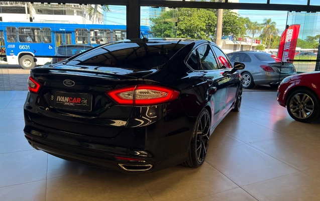 imagem-https://www.socarrao.com.br/sc-vehicle-images-prod/937061/1775655989809-SU1HXzU4NjkuanBlZw.jpeg