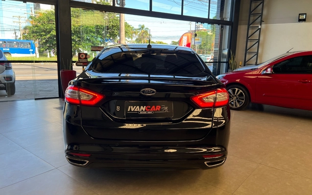 imagem-https://www.socarrao.com.br/sc-vehicle-images-prod/937061/1775655989947-SU1HXzU4NjguanBlZw.jpeg