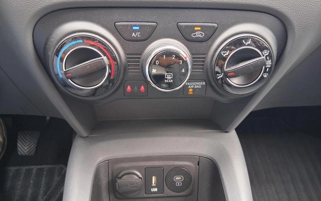 imagem-https://www.socarrao.com.br/sc-vehicle-images-prod/937366/1789674503548-7898402_13_B_8812eaa636.jpeg