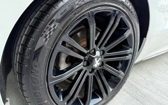 imagem-https://www.socarrao.com.br/sc-vehicle-images-prod/9374/1781207427581-7597949_6_B_06725bcdf7.jpeg