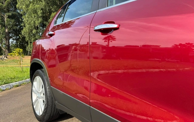 imagem-https://www.socarrao.com.br/sc-vehicle-images-prod/937580/1773758405083-V2hhdHNBcHAgSW1hZ2UgMjAyNi0wMy0xNyBhdCAxMC4yMy40NCAoMikuanBlZw.jpeg