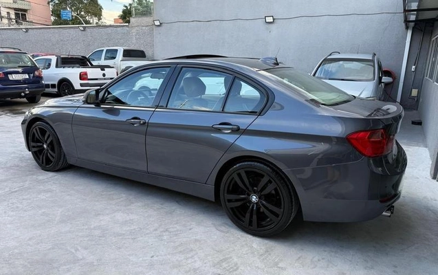 imagem-https://www.socarrao.com.br/sc-vehicle-images-prod/9376/1776171690199-7614187_9_B_e6f93ed9b2.jpeg