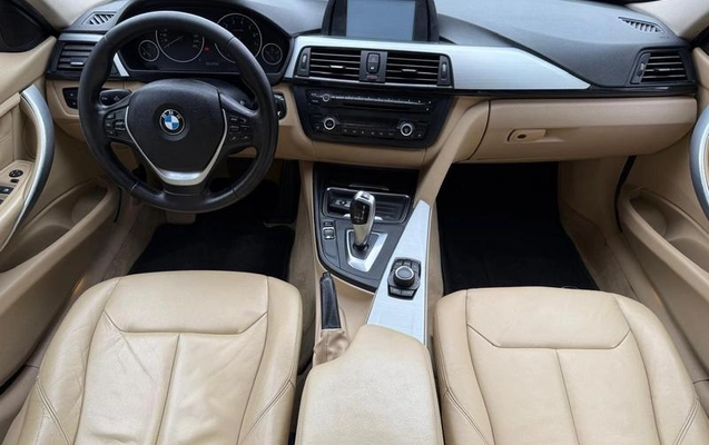 imagem-https://www.socarrao.com.br/sc-vehicle-images-prod/9376/1776171690201-7614187_10_B_e377020345.jpeg
