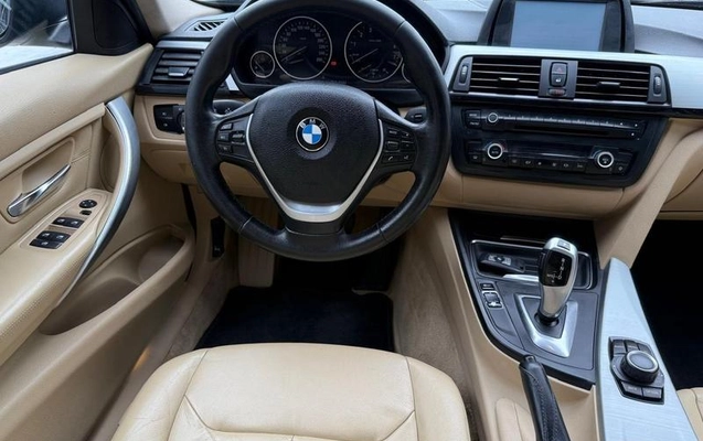 imagem-https://www.socarrao.com.br/sc-vehicle-images-prod/9376/1776171690202-7614187_12_B_a4b453c7cd.jpeg