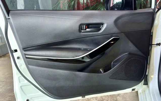 imagem-https://www.socarrao.com.br/sc-vehicle-images-prod/937809/1773761392285-6_024916.jpg