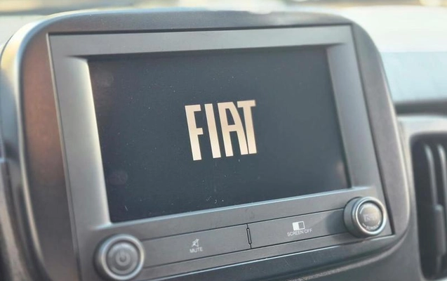 imagem-https://www.socarrao.com.br/sc-vehicle-images-prod/937928/1785951224278-7903432_18_B_6081c08cc5.jpeg