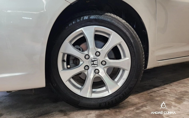 imagem-https://www.socarrao.com.br/sc-vehicle-images-prod/938803/1789732714841-78222f4eecca4c04bcb1a60840c863cd_1769808130153.jpeg