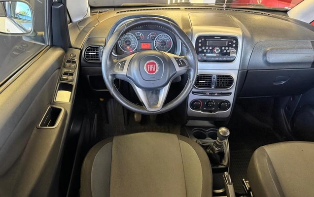 imagem-https://www.socarrao.com.br/sc-vehicle-images-prod/938853/1790252933415-7364620_11_B_f1838df12f.jpeg