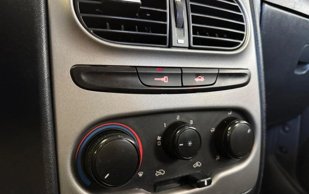 imagem-https://www.socarrao.com.br/sc-vehicle-images-prod/938853/1790252933417-7364620_12_B_9da1d7db66.jpeg
