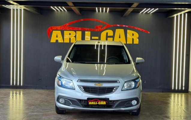 imagem-https://www.socarrao.com.br/sc-vehicle-images-prod/938910/1787151441871-7889925_8_B_34decfaa53.jpeg