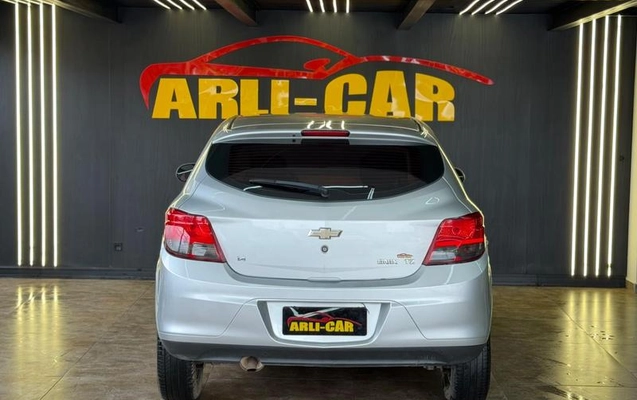 imagem-https://www.socarrao.com.br/sc-vehicle-images-prod/938910/1787151441872-7889925_1_B_4ad0ef9787.jpeg