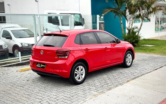 imagem-https://www.socarrao.com.br/sc-vehicle-images-prod/938924/1773771414224-15a4c476-1855-4f92-8b81-cba79b9ebaca.jpg
