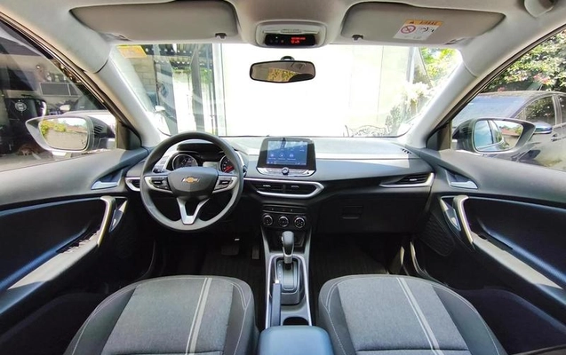imagem-https://www.socarrao.com.br/sc-vehicle-images-prod/938956/1777941019201-7904247_6_B_0aa978301b.jpeg