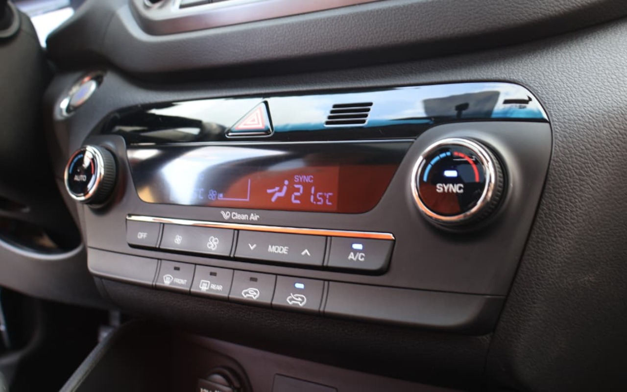 imagem-https://www.socarrao.com.br/sc-vehicle-images-prod/939004/1773772461391-V2hhdHNBcHAgSW1hZ2UgMjAyNi0wMy0xNyBhdCAxNS4yNy40Ni5qcGVn.jpeg