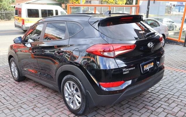 imagem-https://www.socarrao.com.br/sc-vehicle-images-prod/939004/1773772462061-V2hhdHNBcHAgSW1hZ2UgMjAyNi0wMy0xNyBhdCAxNS4yNy40NSAoMykuanBlZw.jpeg