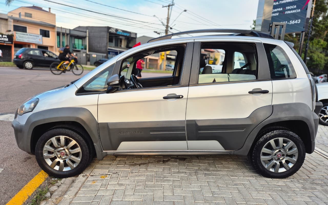 imagem-https://www.socarrao.com.br/sc-vehicle-images-prod/939076/1773773130090-V2hhdHNBcHAgSW1hZ2UgMjAyNi0wMy0xNyBhdCAxNS4zNy41NyAoMikuanBlZw.jpeg