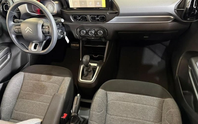 imagem-https://www.socarrao.com.br/sc-vehicle-images-prod/939123/1781124926939-7762016_13_B_28911bce0a.jpeg